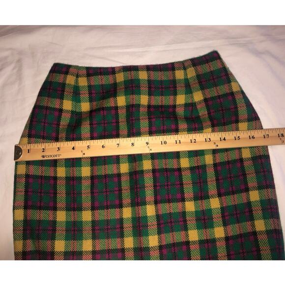 Plaid Wool Skirt Size XS Pencil Vintage Schoolgirl Twee Preppy Green Red Gold - Picture 5 of 8